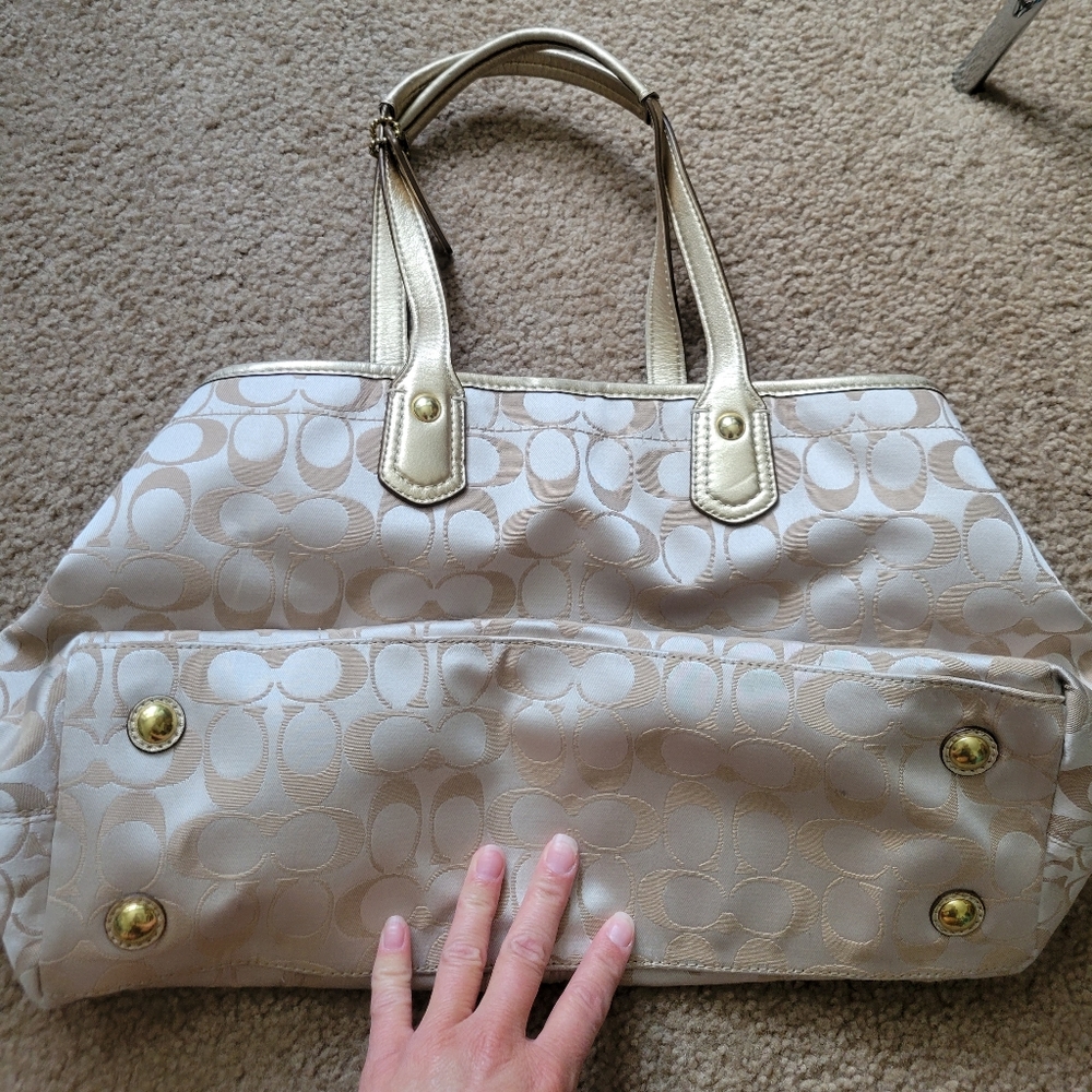 Coach Bag - Picture 8 of 8